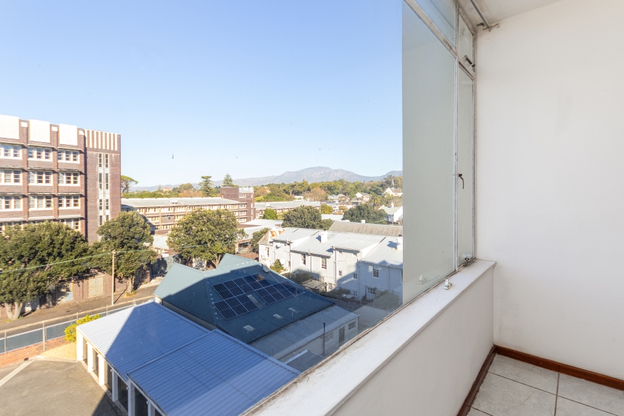 2 Bedroom Property for Sale in Wynberg Upper Western Cape
